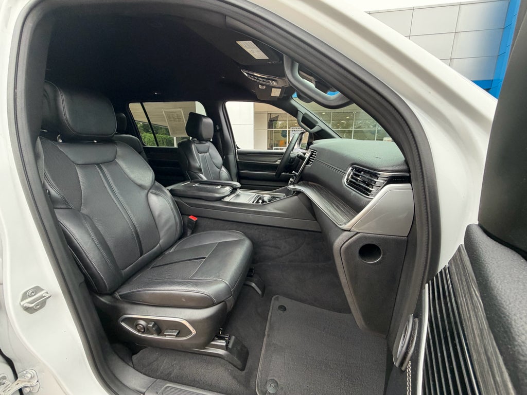 2024 Jeep Wagoneer Series II