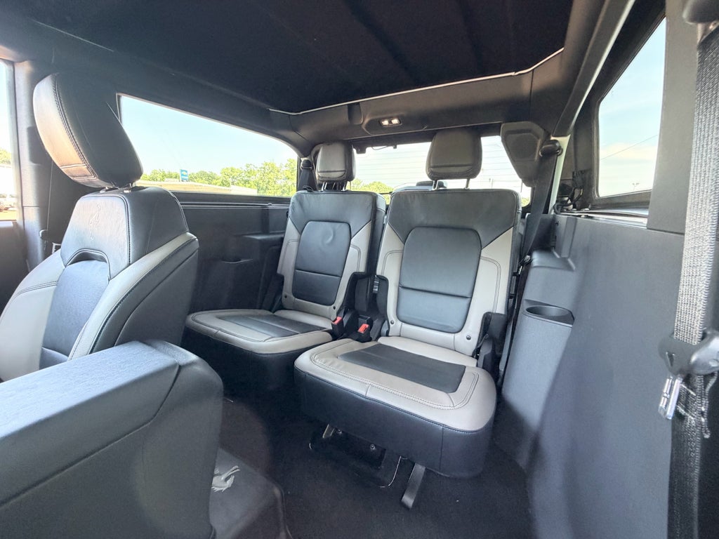 2021 Ford Bronco Base