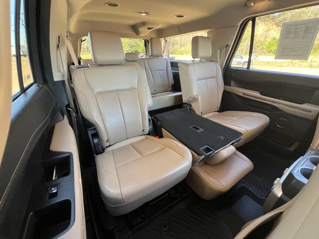 2022 Ford Expedition Max XLT
