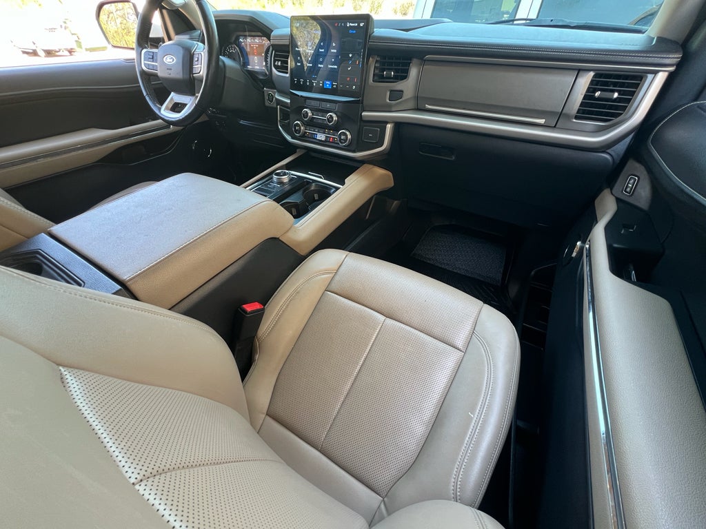2022 Ford Expedition Max XLT