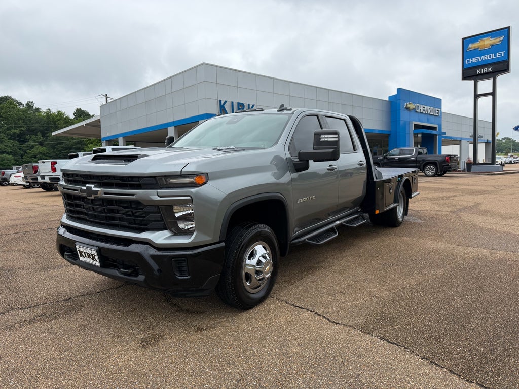2024 Chevrolet Silverado 3500 HD Chassis Cab LT