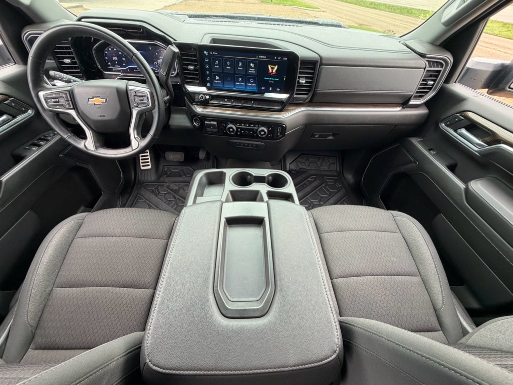 2024 Chevrolet Silverado 3500 HD Chassis Cab LT