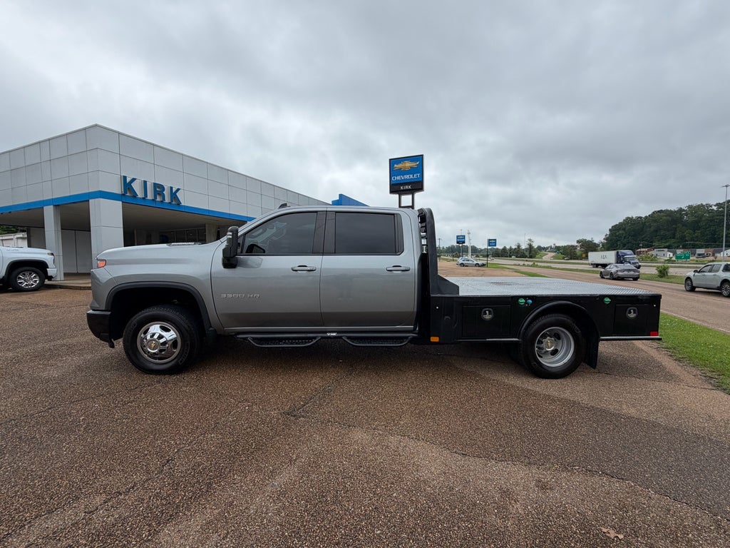 2024 Chevrolet Silverado 3500 HD Chassis Cab LT
