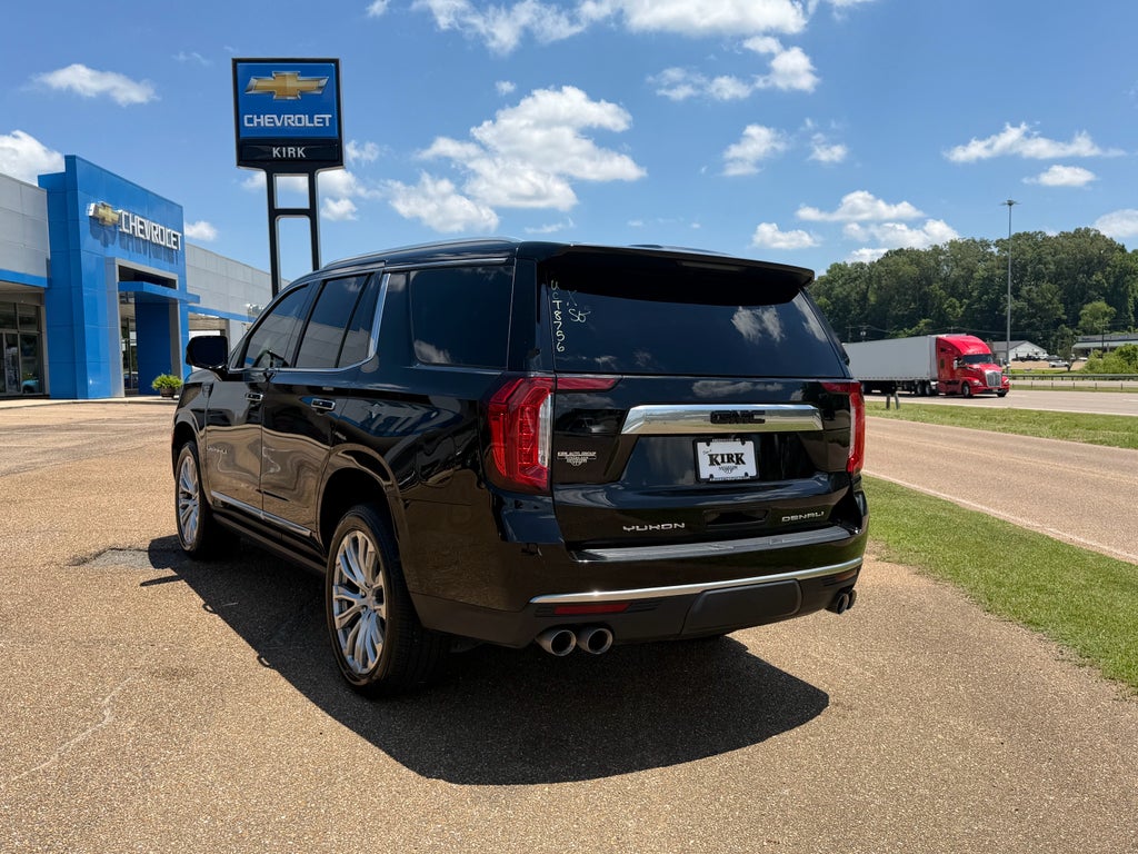 2023 GMC Yukon Denali