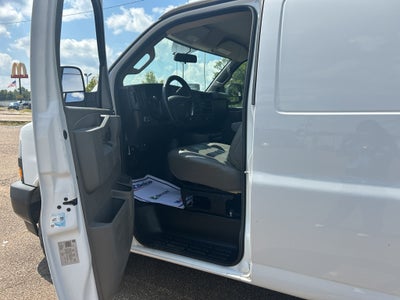 2023 GMC Savana Cargo 2500 Work Van