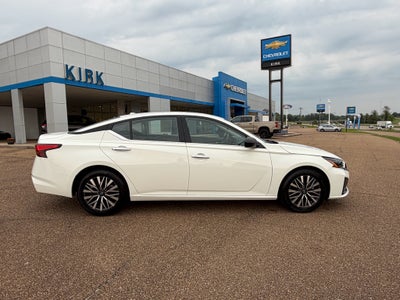 2025 Nissan Altima SV