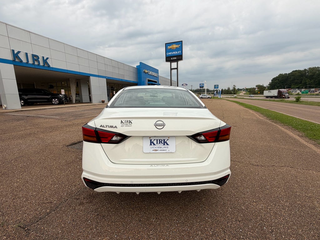 2025 Nissan Altima SV