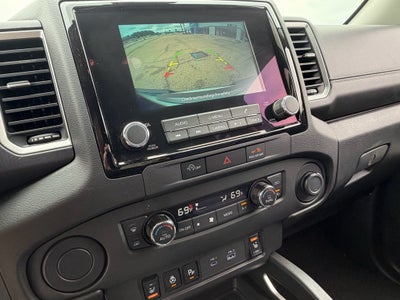 2024 Nissan Frontier SV