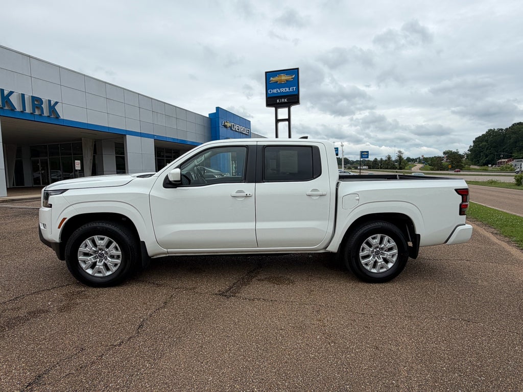 2024 Nissan Frontier SV