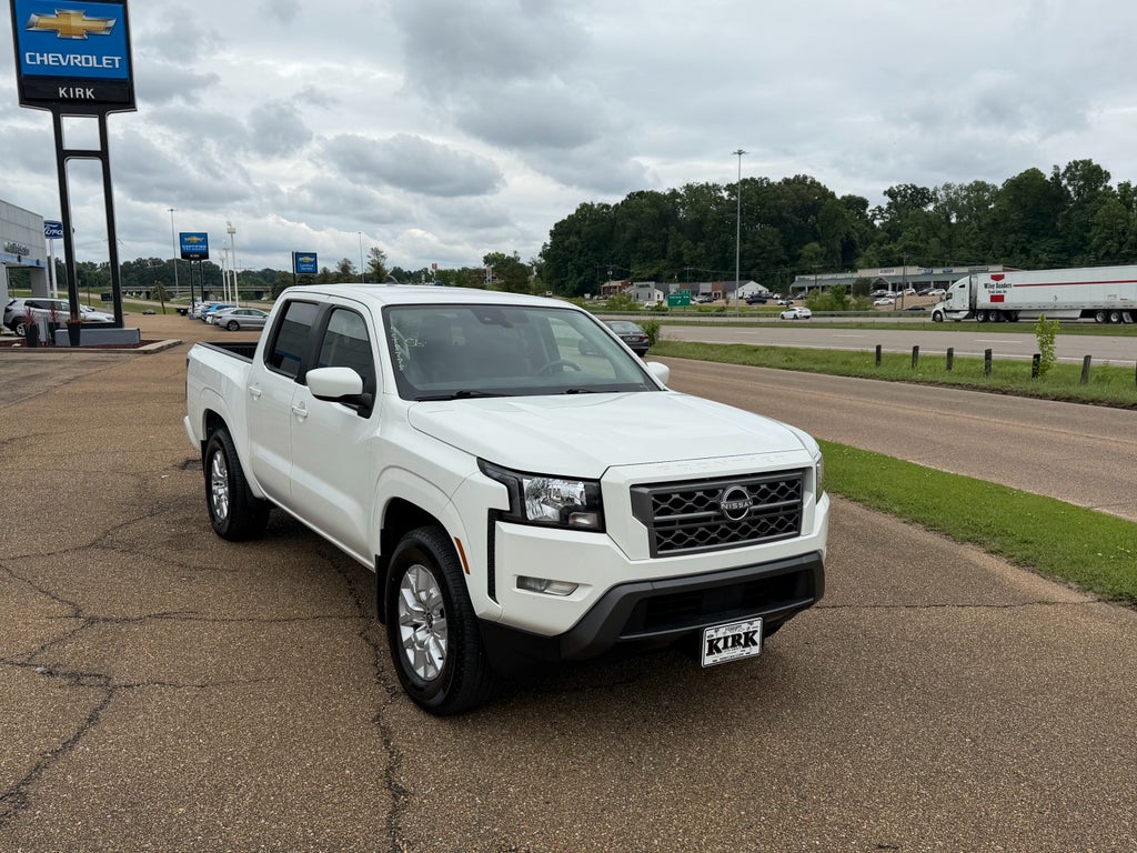 2024 Nissan Frontier SV