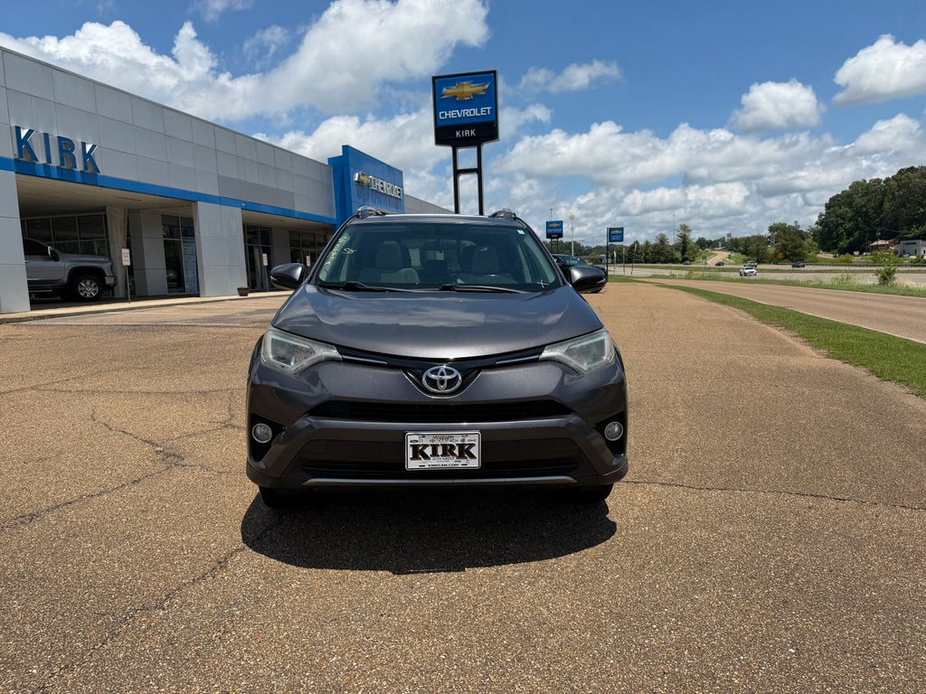 2016 Toyota RAV4 XLE