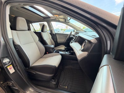 2016 Toyota RAV4 XLE