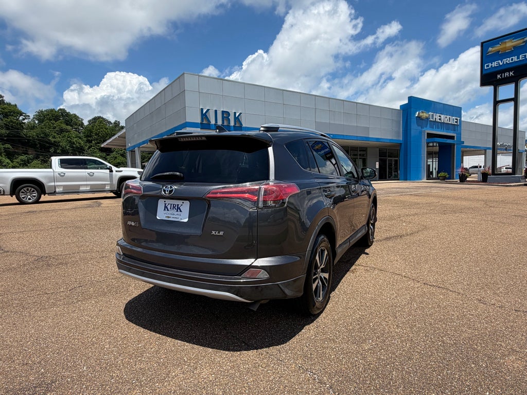 2016 Toyota RAV4 XLE