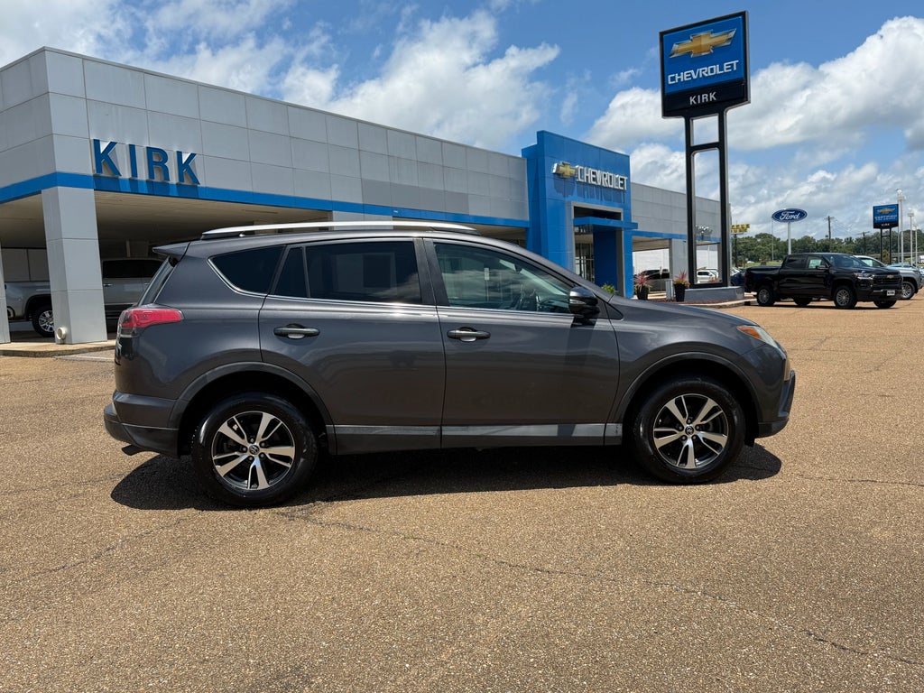 2016 Toyota RAV4 XLE