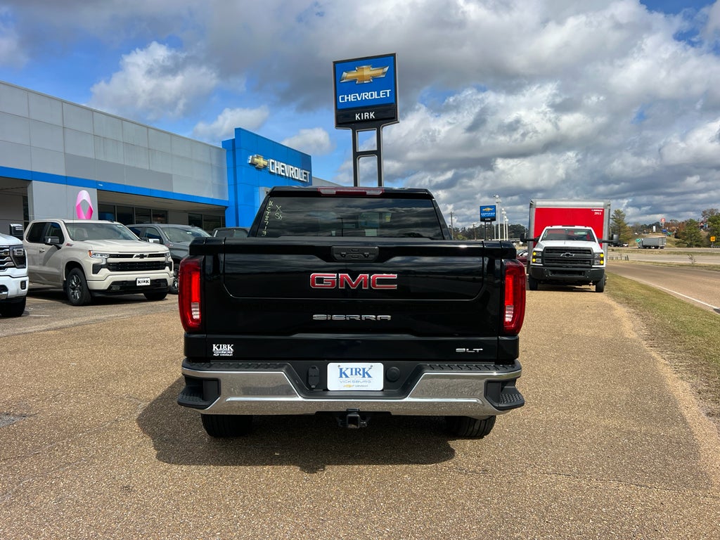 2024 GMC Sierra 1500 SLT