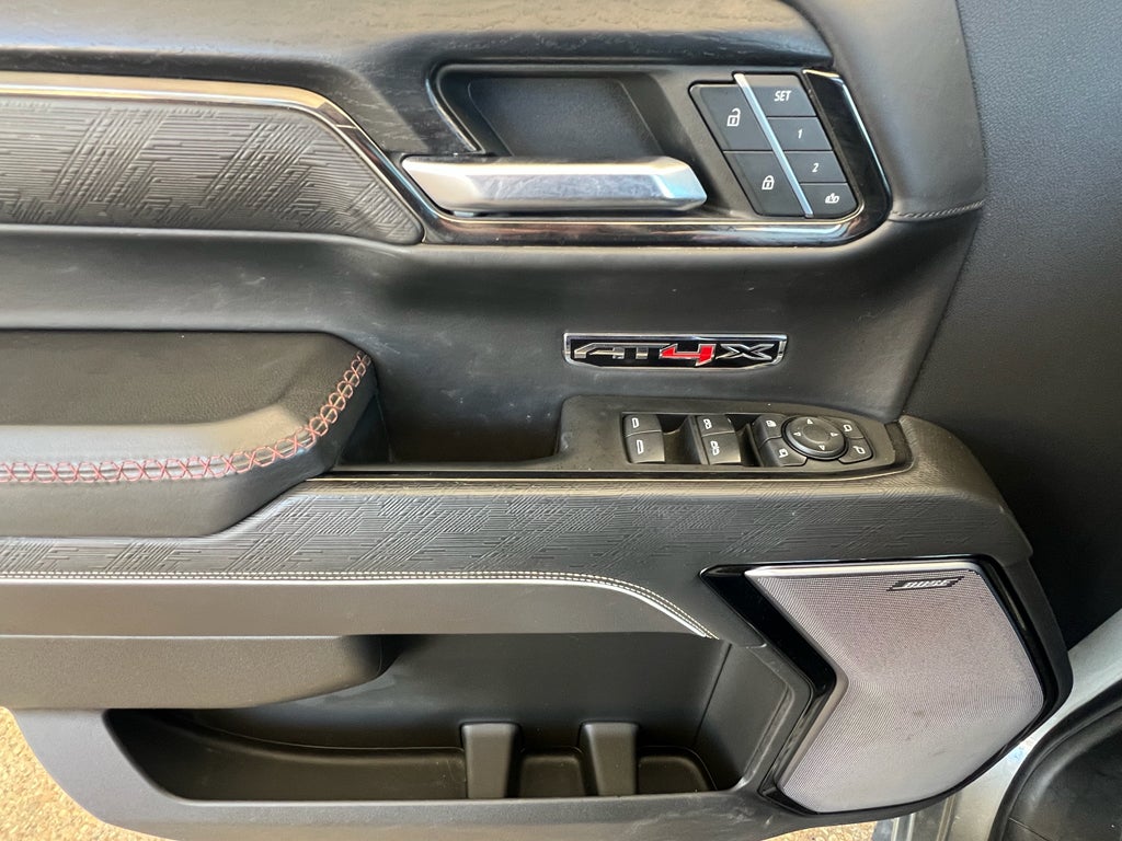 2023 GMC Sierra 1500 AT4X