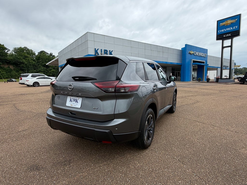 2024 Nissan Rogue SV