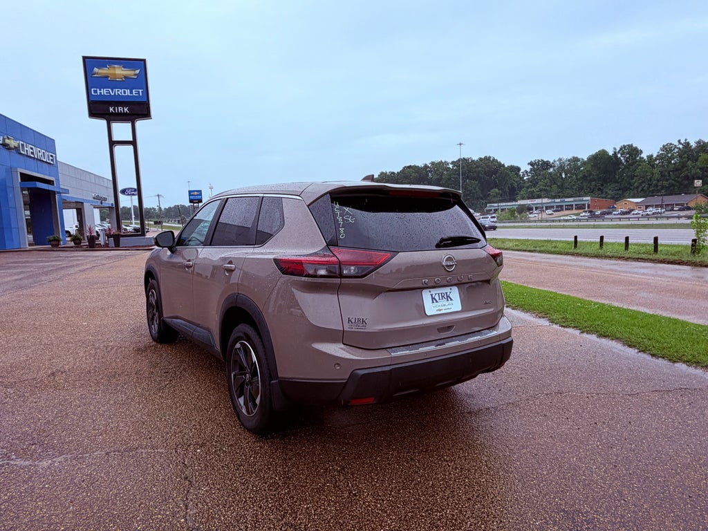 2025 Nissan Rogue SV