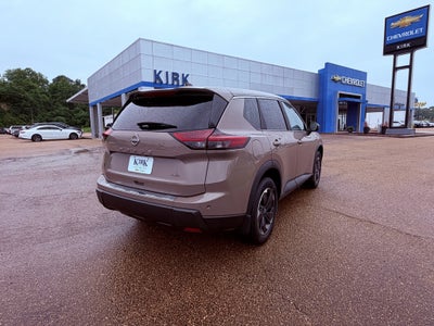 2025 Nissan Rogue SV