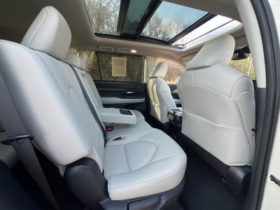 2024 Toyota Grand Highlander Hybrid XLE