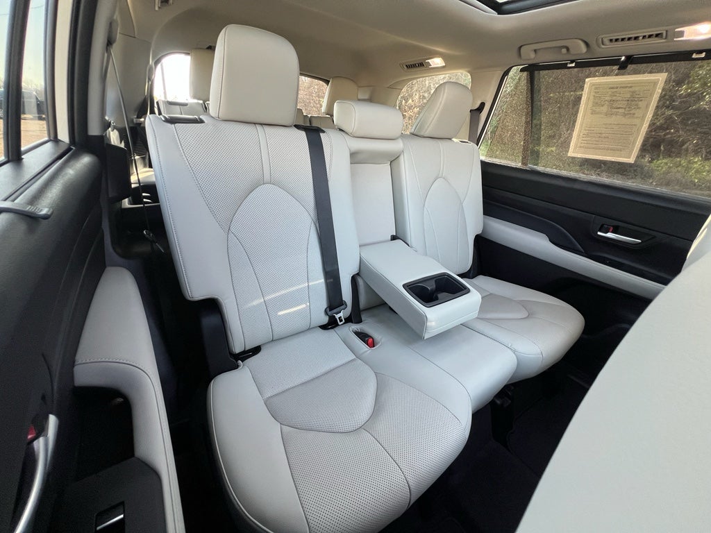 2024 Toyota Grand Highlander Hybrid XLE