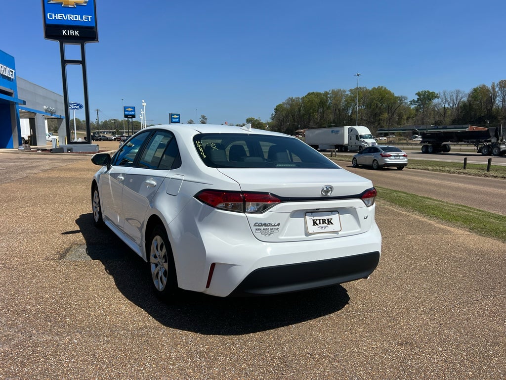 2024 Toyota Corolla LE