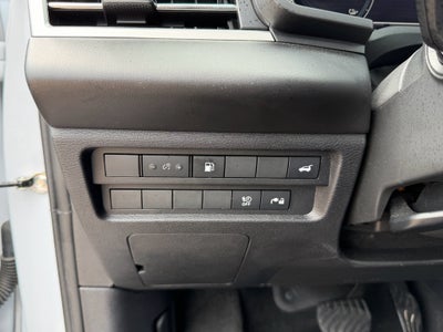 2024 Mitsubishi Outlander Plug-In Hybrid SE