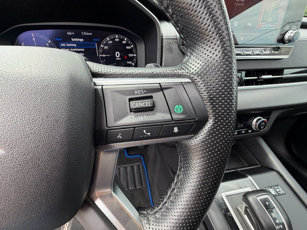 2024 Mitsubishi Outlander Plug-In Hybrid SE