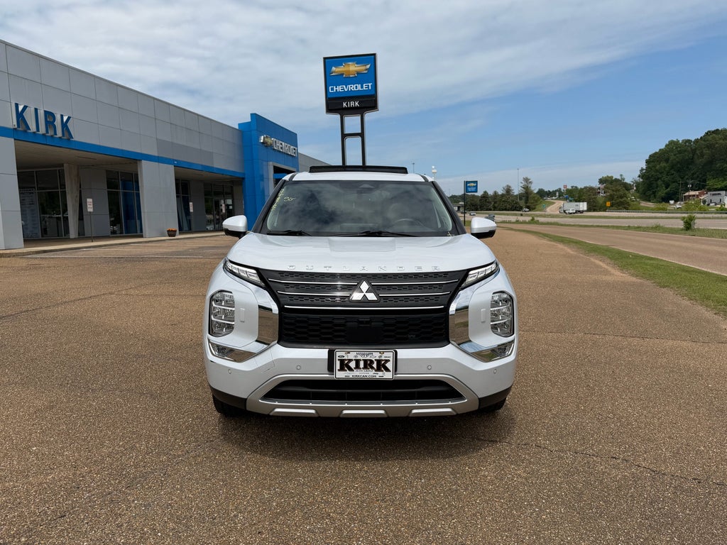 2024 Mitsubishi Outlander Plug-In Hybrid SE