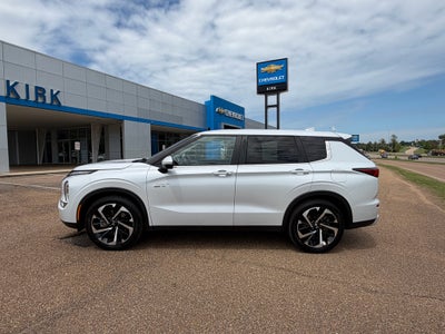 2024 Mitsubishi Outlander Plug-In Hybrid SE