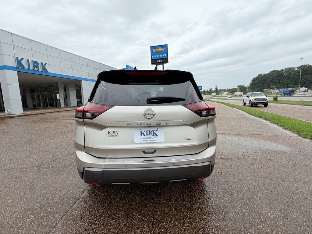 2025 Nissan Rogue SL