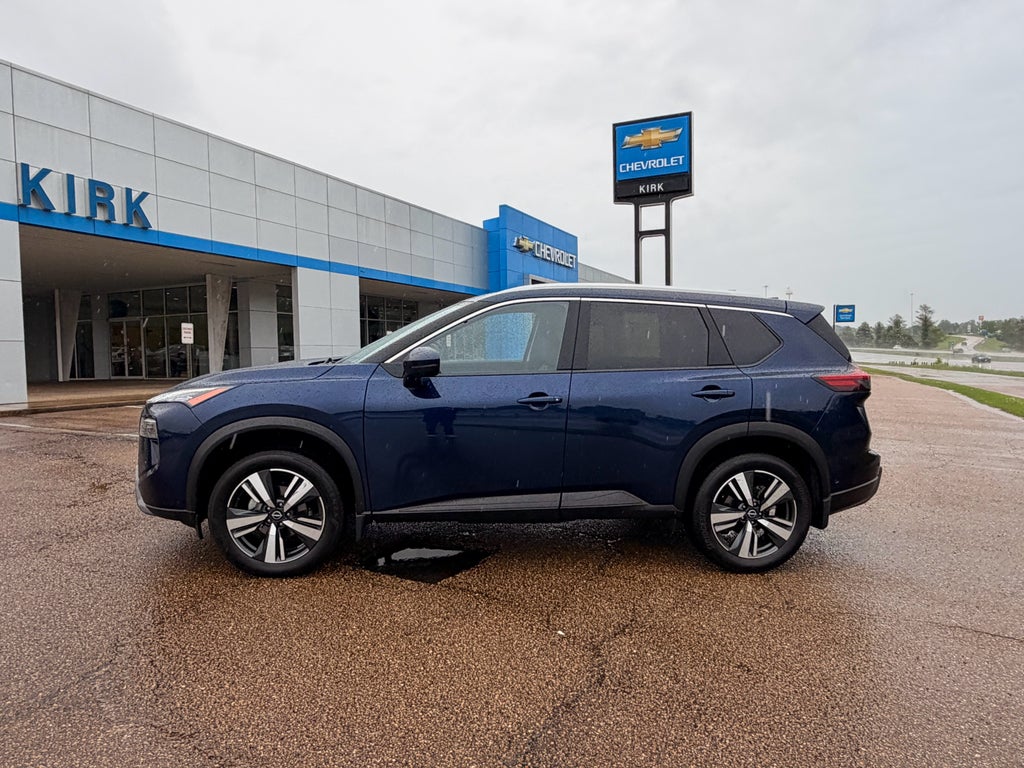 2025 Nissan Rogue SL