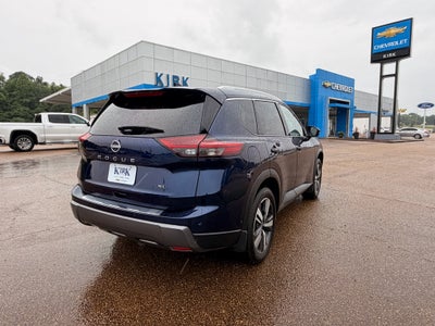 2025 Nissan Rogue SL