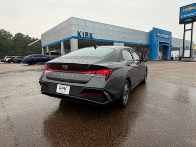 2024 Hyundai Elantra SEL