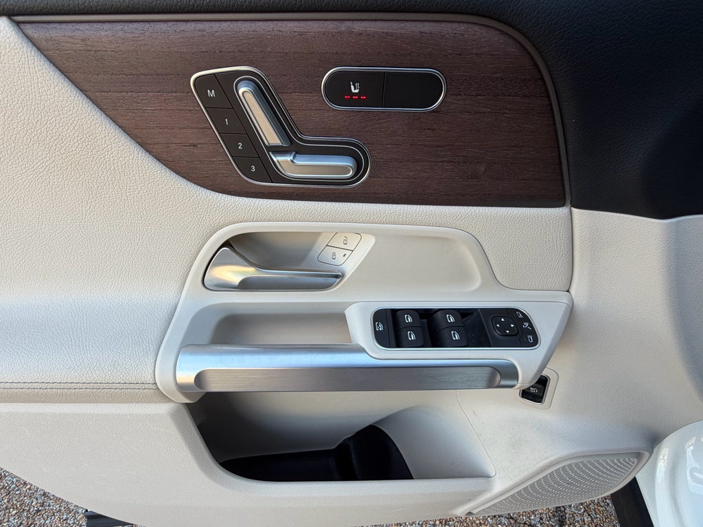 2023 Mercedes-Benz GLB GLB 250