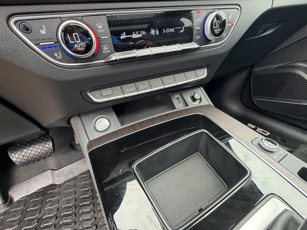 2024 Audi Q5 S line Premium Plus