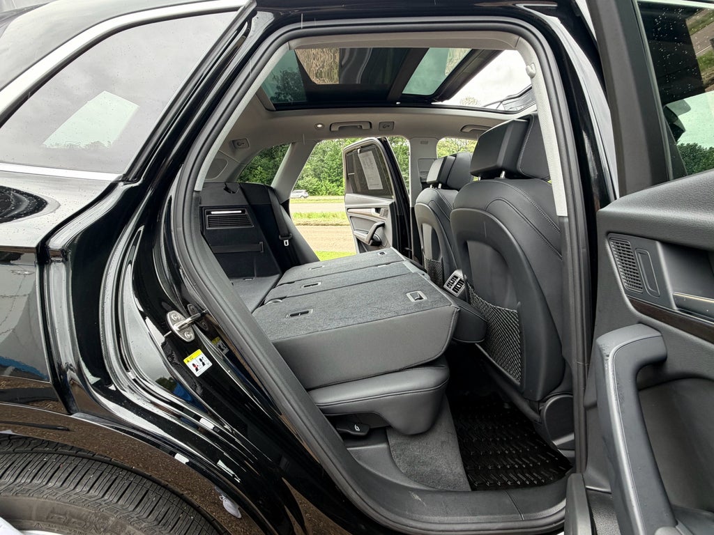 2024 Audi Q5 S line Premium Plus