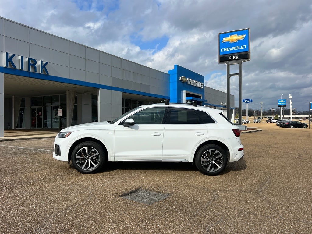 2023 Audi Q5 S line Premium Plus