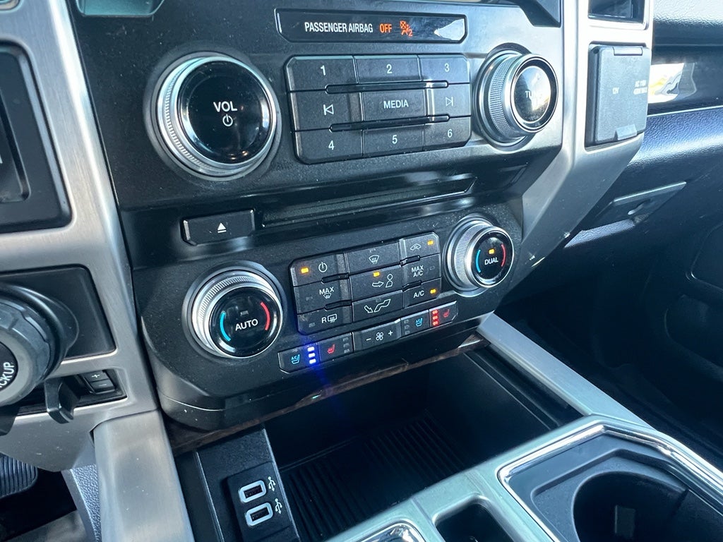 2017 Ford F-150 Platinum