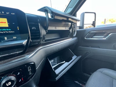 2024 Chevrolet Silverado LT