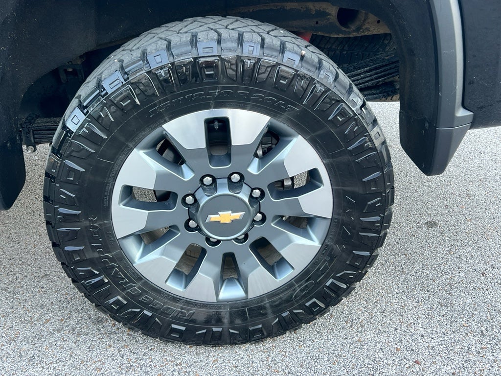 2024 Chevrolet Silverado LT