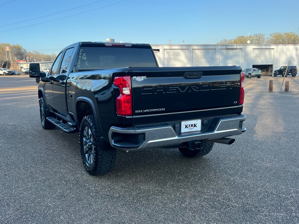2024 Chevrolet Silverado LT