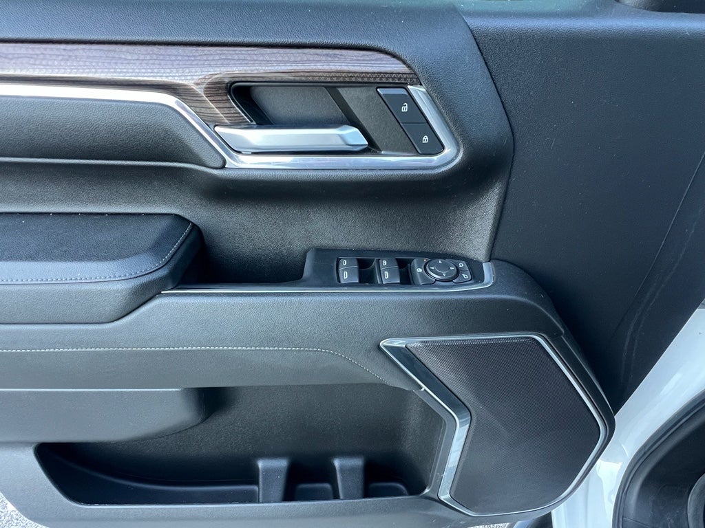 2023 Chevrolet Silverado LT