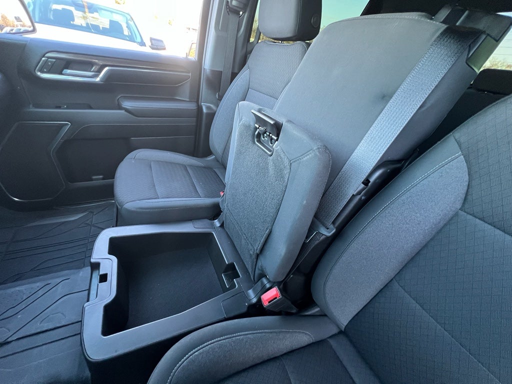 2023 Chevrolet Silverado LT