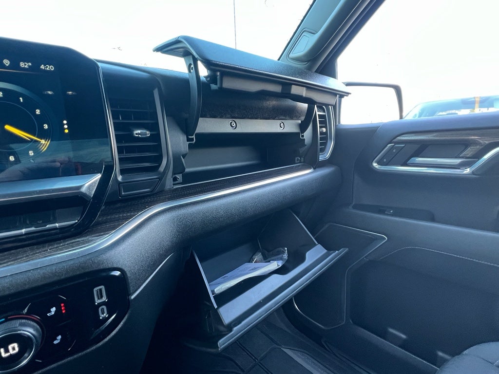 2023 Chevrolet Silverado LT