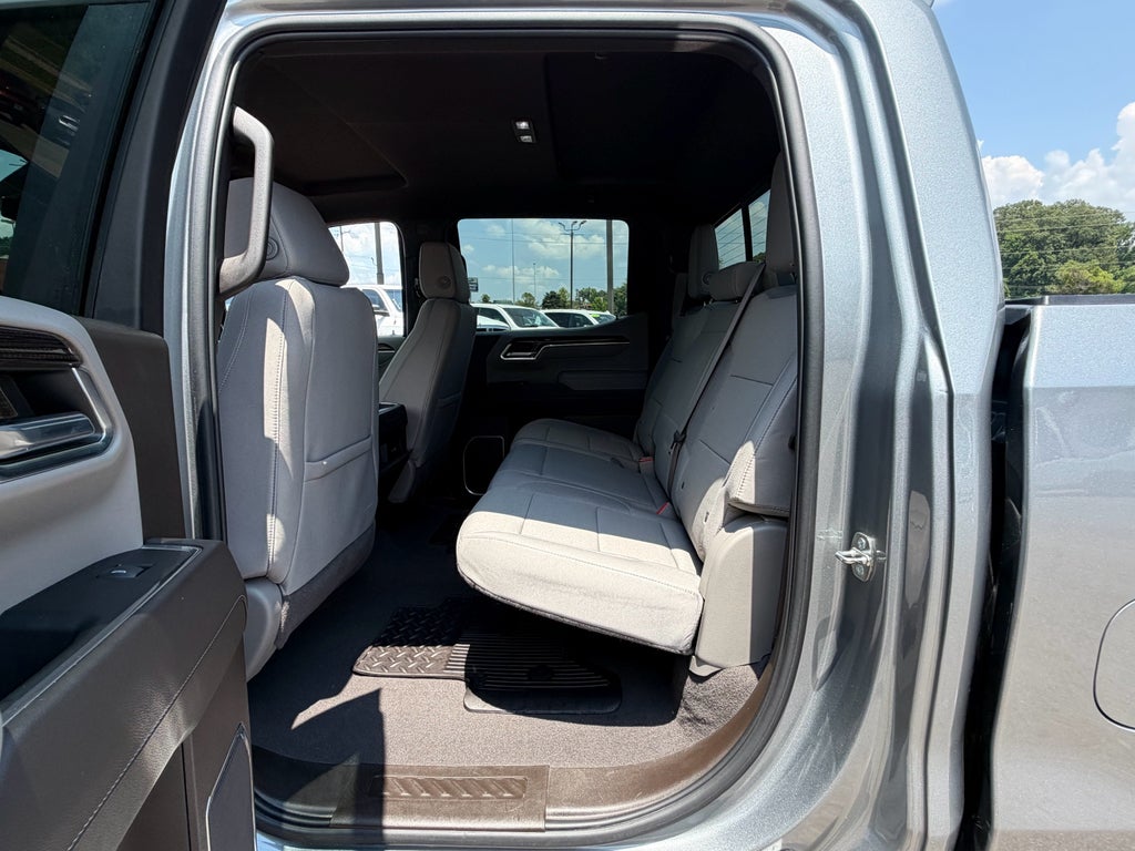2024 Chevrolet Silverado LT
