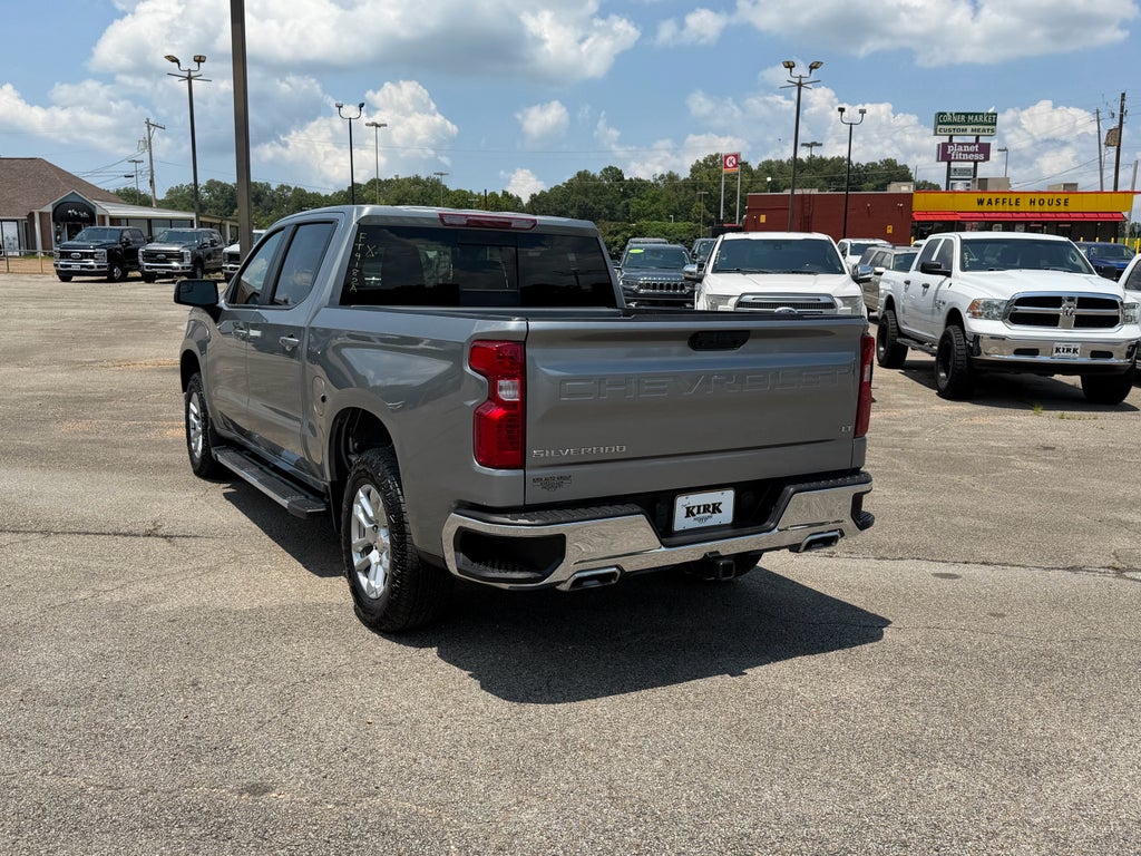 2024 Chevrolet Silverado LT