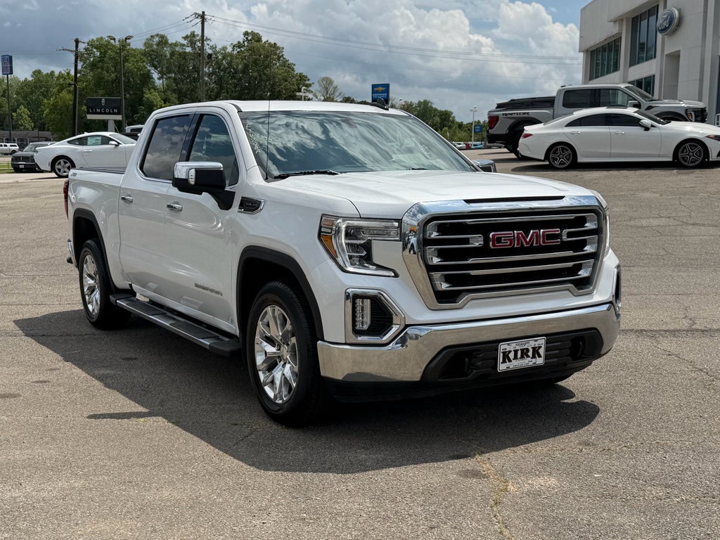 2021 GMC Sierra 4WD Crew Cab Short Box SLT's photo