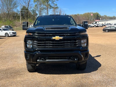 2024 Chevrolet Silverado Custom