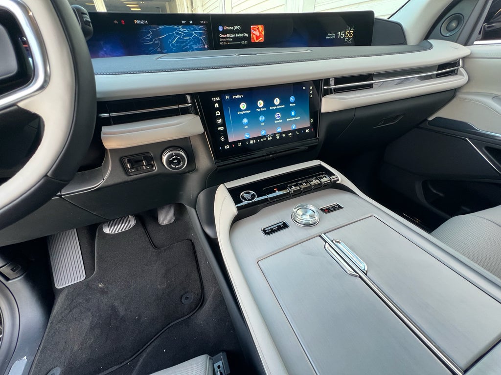 2026 Lincoln Navigator Premiere